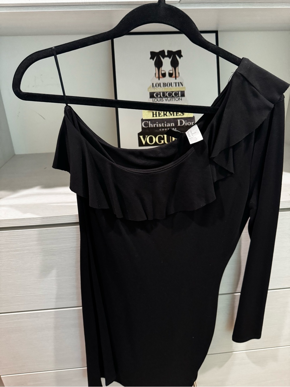 Divided One-Shoulder Black Ruffle Dress